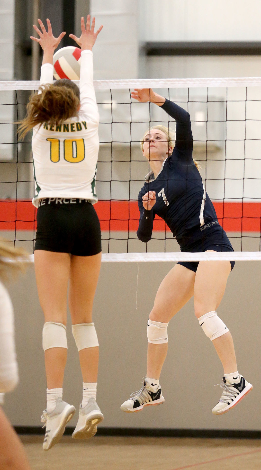 082919-qct-spt-macmvc-vball-018